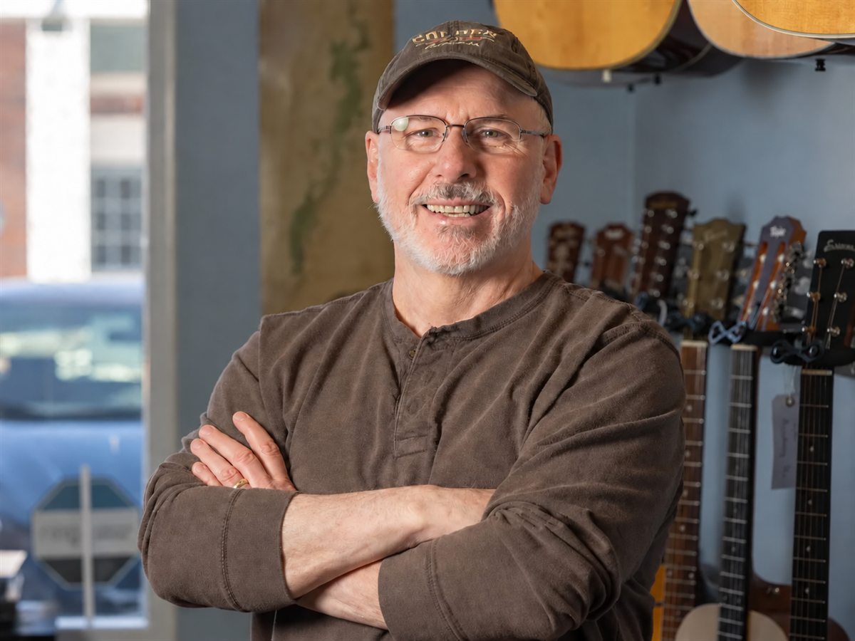 Kent Gorsuch, banjo setup specialist in Waynesboro, Virginia